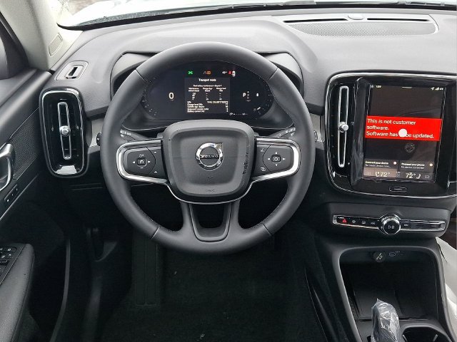New 2026 Volvo XC40 B5 Core w/ Protection Package Premier AWD/4WD image 5