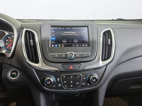 Used 2020 Chevrolet Equinox LT w/ Driver Convenience Package FWD image 16