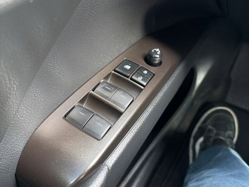 Used 2022 Toyota Camry LE w/ Audio Upgrade Package image 16