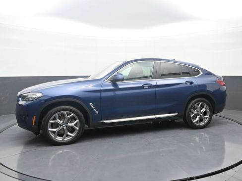 Used 2025 BMW X4 xDrive30i w/ Premium Package image 4