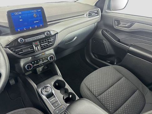 Certified 2025 Ford Escape Active FWD image 21