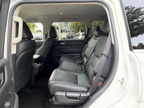 Certified 2026 Nissan Armada SV AWD/4WD image 11