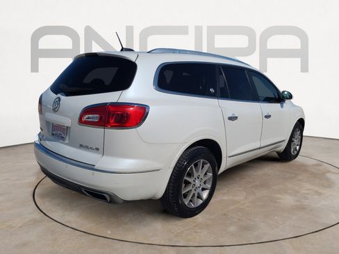 Used 2017 Buick Enclave Leather image 10