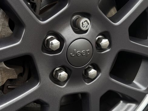 Used 2021 Jeep Wrangler Unlimited Sport image 57