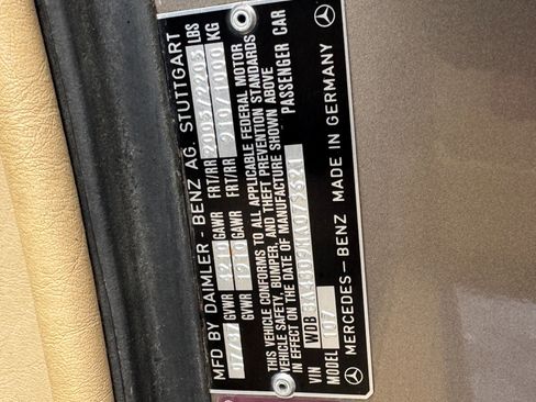 Used 1987 Mercedes-Benz 560 SL image 30