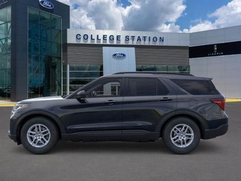 New 2026 Ford Explorer Active w/ Active Comfort Package image 3