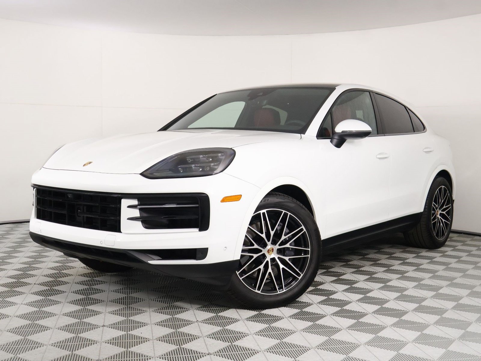 Certified 2026 Porsche Cayenne Coupe AWD/4WD image 35