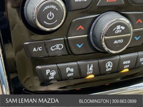 Used 2020 Jeep Grand Cherokee Limited w/ Luxury Group II image 20