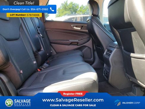 Used 2018 Ford Edge Titanium w/ Technology Package FWD image 13
