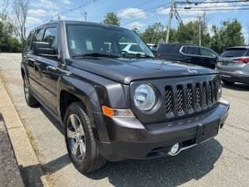 Used 2016 Jeep Patriot High Altitude AWD/4WD image 25