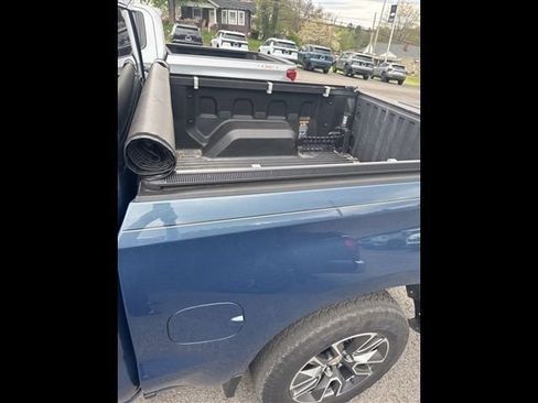 Used 2024 Chevrolet Silverado 1500 LT image 7