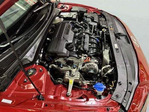 Used 2024 Hyundai Elantra SEL FWD image 54