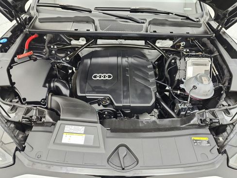 Used 2023 Audi Q5 2.0T Premium w/ Convenience Package AWD/4WD image 16