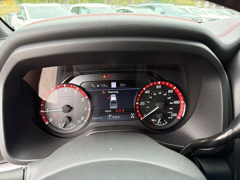 Used 2023 Nissan Titan PRO-4X w/ Pro-4x Convenience Package image 23