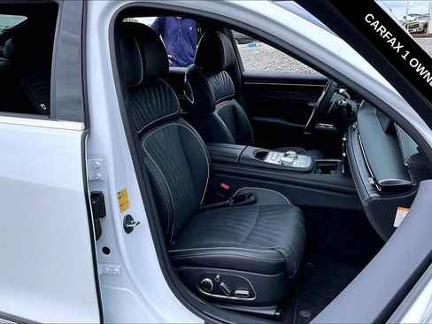 Used 2025 Genesis G90 3.5T AWD/4WD image 28