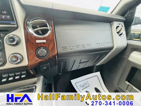 Used 2014 Ford F250 Lariat w/ Lariat Interior Package image 23