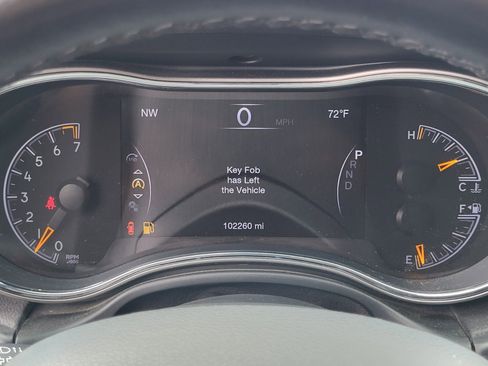 Used 2021 Jeep Grand Cherokee Laredo X RWD image 29