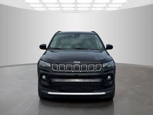Used 2022 Jeep Compass Limited image 2
