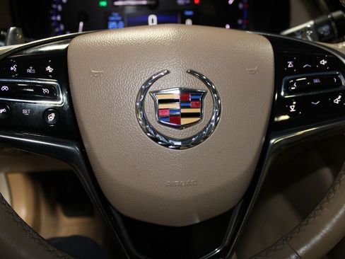 Used 2014 Cadillac CTS Luxury RWD image 20