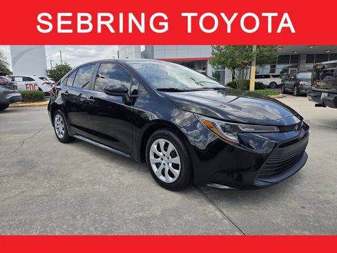 Certified 2023 Toyota Corolla LE FWD image 1