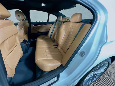 Used 2020 BMW 540i w/ Convenience Package image 30