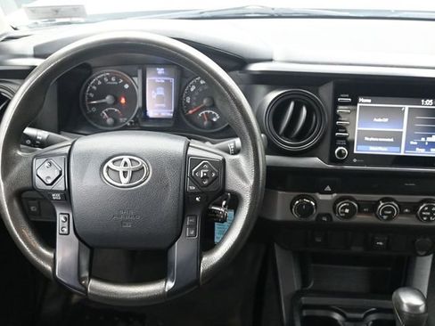 Used 2020 Toyota Tacoma SR image 8