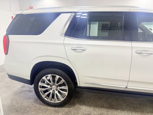 Certified 2021 GMC Yukon Denali w/ Denali Premium Package image 9