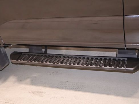 Certified 2025 Ford F550 4x4 Regular Cab Super Duty image 42