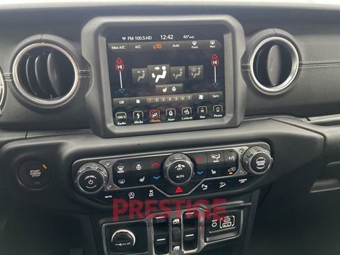 Used 2018 Jeep Wrangler Unlimited Sahara w/ Dual Top Group image 38