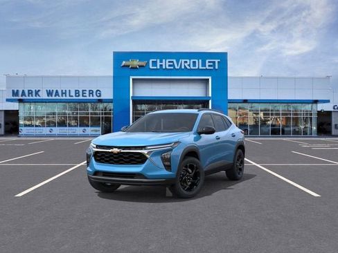 New 2026 Chevrolet Trax LT w/ Driver Confidence Package image 8