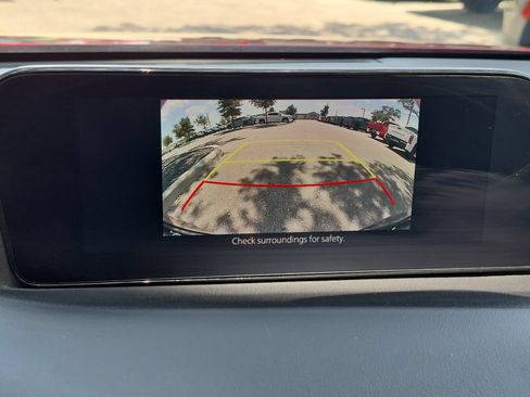 Used 2021 MAZDA MAZDA3 s FWD image 18