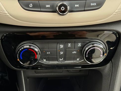 Used 2023 Buick Encore GX Preferred w/ Cold Weather Comfort Package FWD image 16