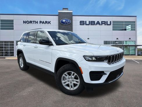 Used 2024 Jeep Grand Cherokee Laredo w/ MOPAR Finishing Package RWD image 1