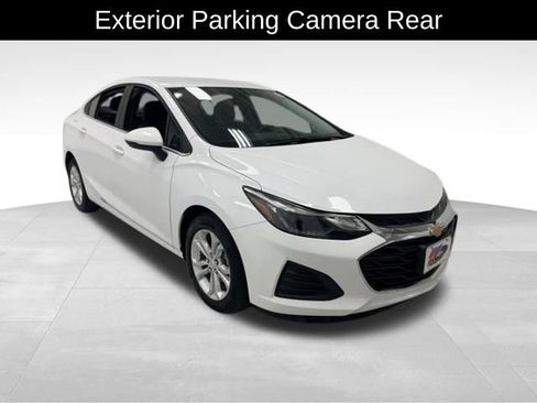 Certified 2019 Chevrolet Cruze LT w/ LT Fleet Convenience Package FWD image 6