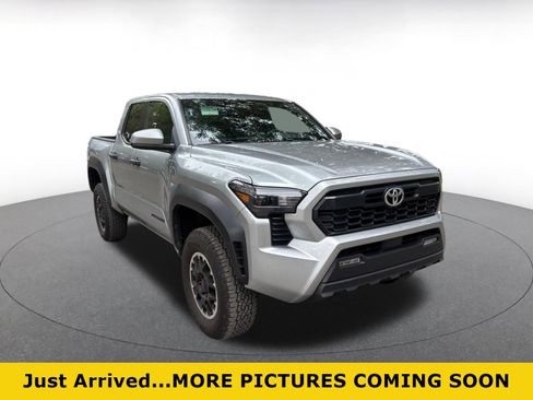 Used 2024 Toyota Tacoma TRD Off-Road AWD/4WD image 1