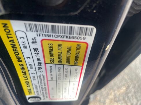 Used 2015 Ford F150 XLT w/ Equipment Group 302A Luxury image 8