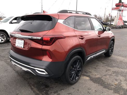 Used 2022 Kia Seltos Nightfall Edition image 5