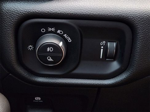 Used 2025 RAM 1500 Tradesman image 24