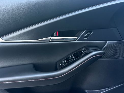 Used 2024 MAZDA CX-30 AWD 2.5 S w/ Preferred Package image 10