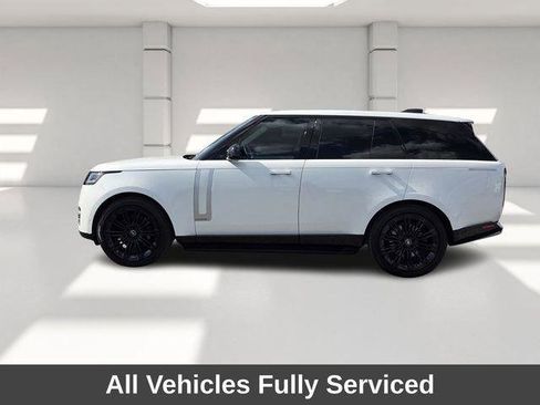 Used 2024 Land Rover Range Rover Autobiography image 2