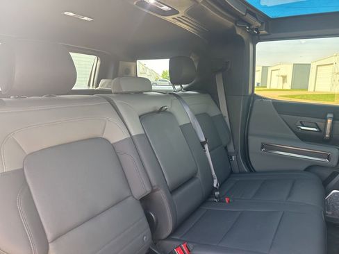 Used 2024 GMC Hummer EV 2X AWD/4WD image 12
