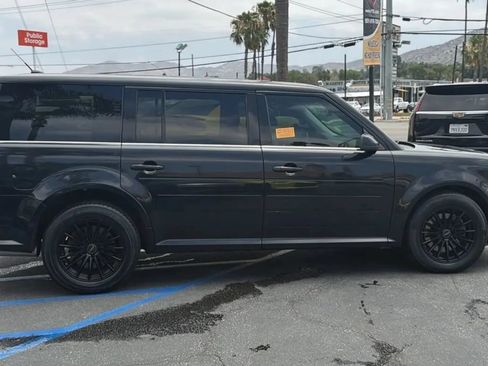Used 2013 Ford Flex SEL FWD image 8