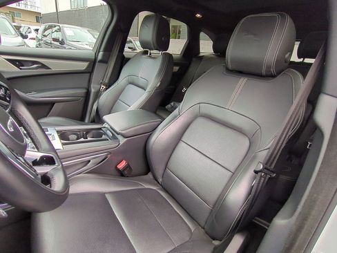 Used 2024 Jaguar F-PACE R-Dynamic S image 15
