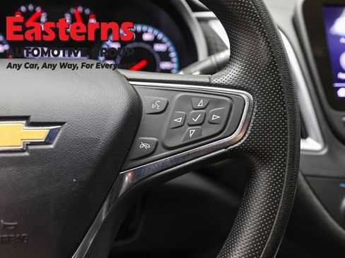 Used 2024 Chevrolet Malibu LT FWD image 16