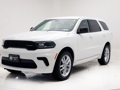 Used 2023 Dodge Durango GT AWD/4WD image 2