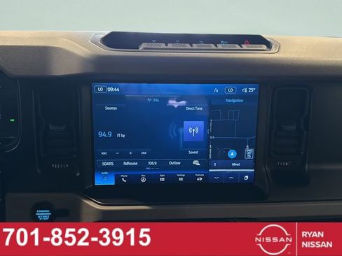 Used 2022 Ford Bronco Wildtrak image 29