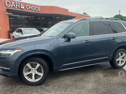 Used 2019 Volvo XC90 T5 Momentum w/ Protection Package Premier
