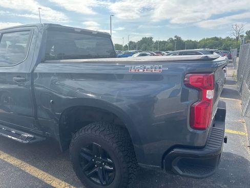 Used 2020 Chevrolet Silverado 1500 Custom Trail Boss w/ Custom Convenience Package AWD/4WD image 20
