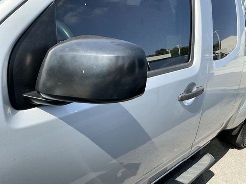 Used 2018 Nissan Frontier SV RWD image 10