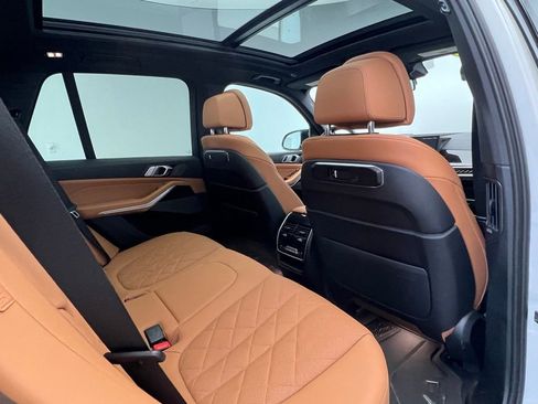 Certified 2025 BMW X5 M60i w/ Climate Comfort Package AWD/4WD image 7